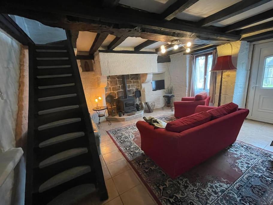 Le Petit Fleur - The Little Flower, Cosy Cottage Saint-Michel-de-Montjoie Exterior photo